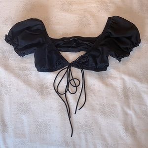 puffed shoulder crop tops